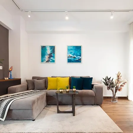 Seaside Apartment By Flisvos Marina Athens Exterior photo